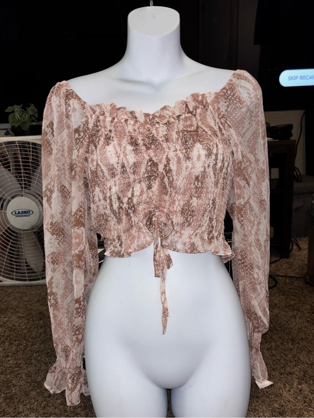 Blashe Women’s Blouson Long Sleeve Ruffle Crop Top - Pink Brown Print
